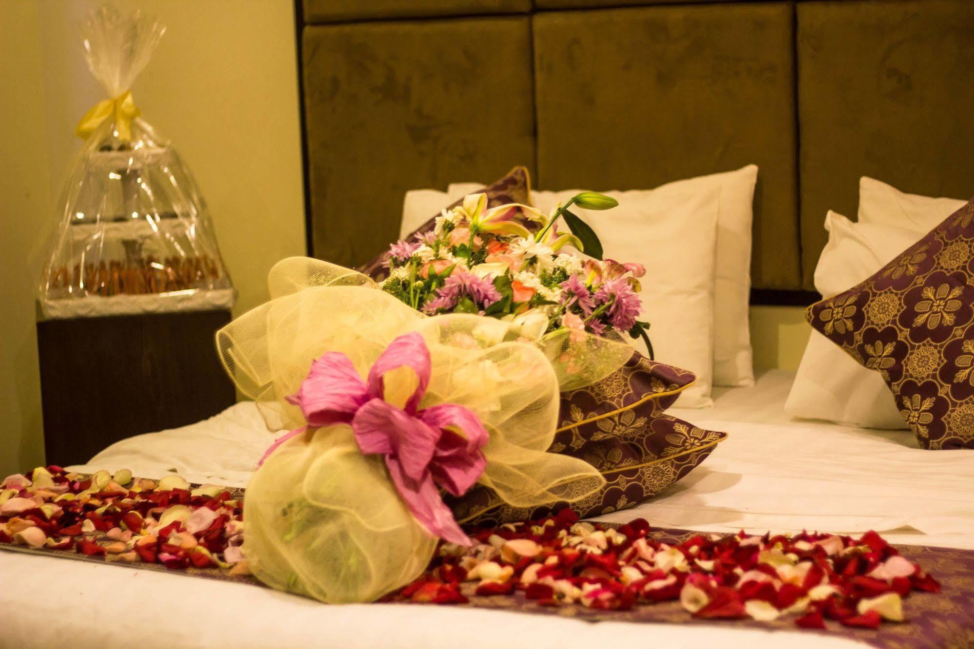 Al Makan Suites 101 By Al Azmy Riyadh Eksteriør bilde